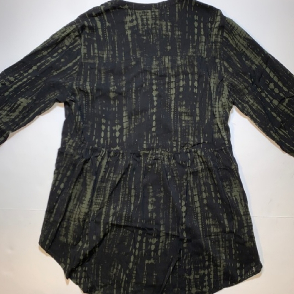 Plus size ladies top